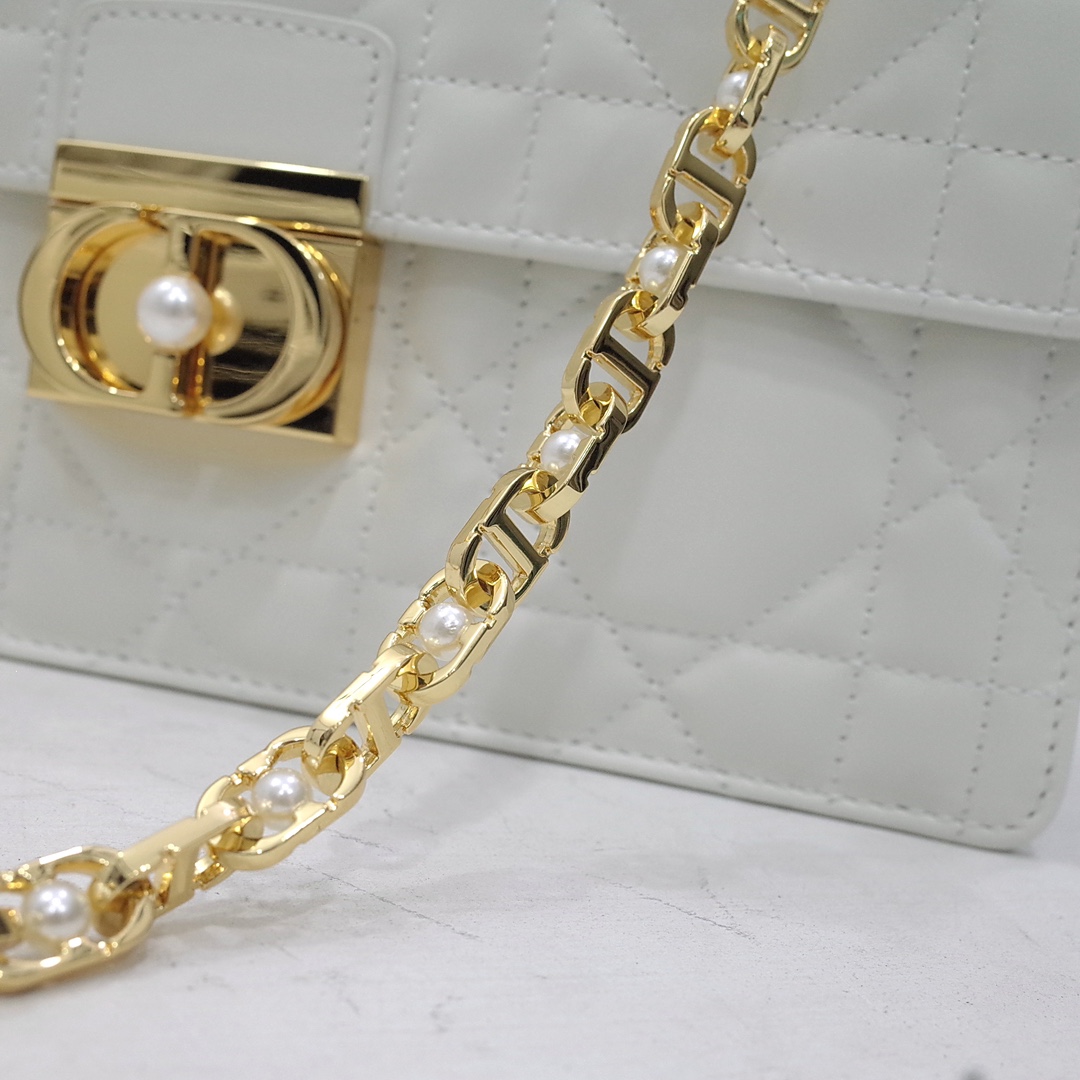 Medium Dior Ange Bag White Macrocannage Lambskin